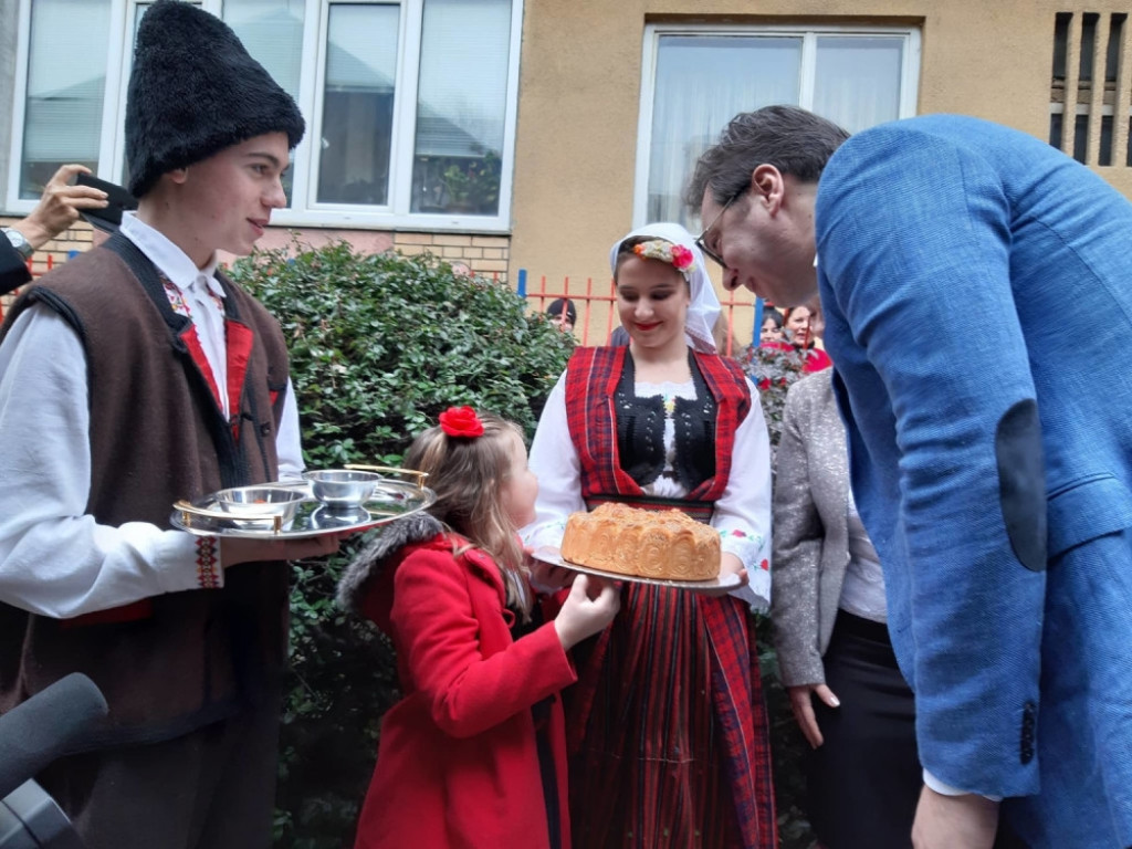 Aleksandar Vučić sa Dunjom