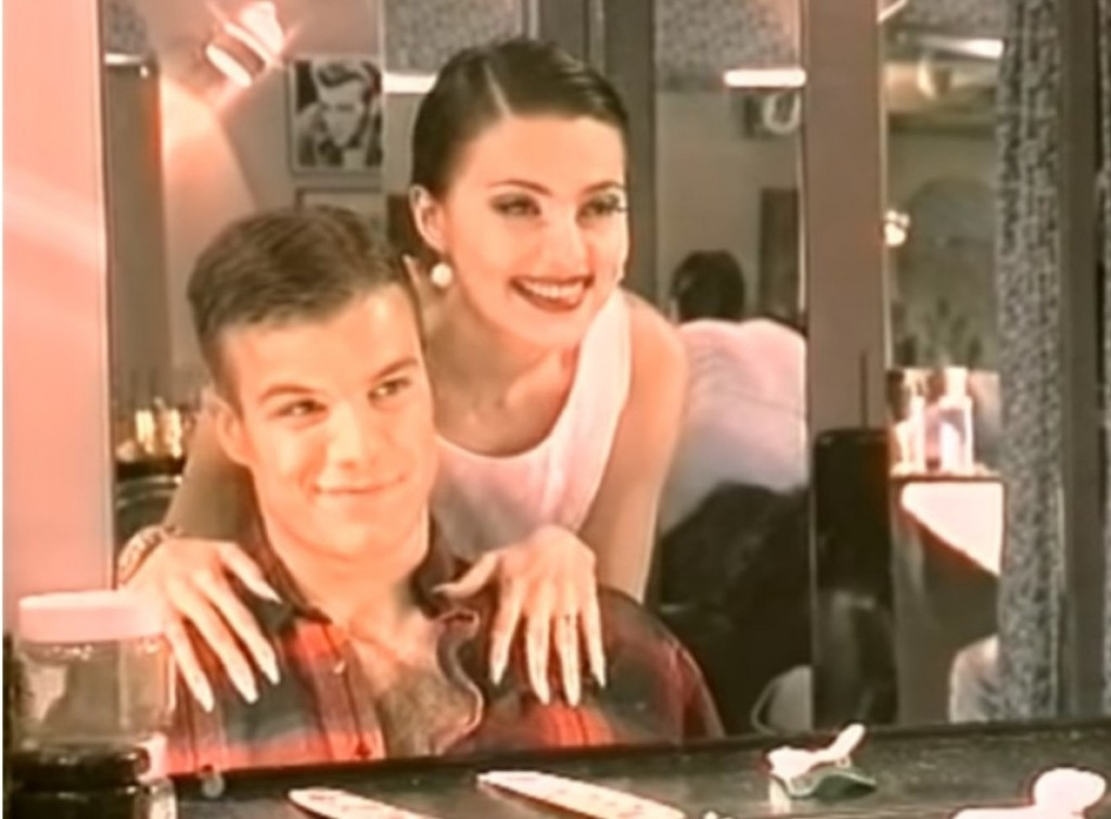 Ceca Ražnatović, drvoseča, maneken