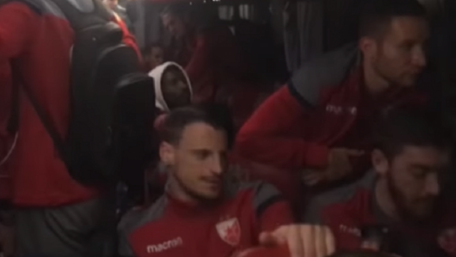 Crvena zvezda autobus