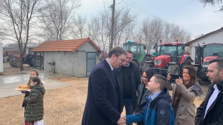 Predsednik Vučić sa Nikolom