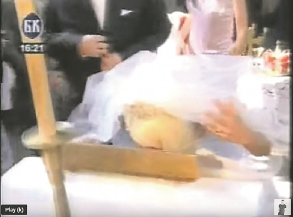 Jelena Karleu&scaron;a ljubi ikonu