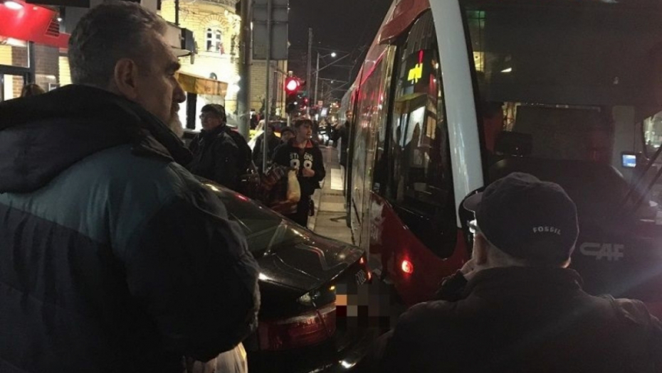 Kolaps na uglu Resavske i Kralja Milana