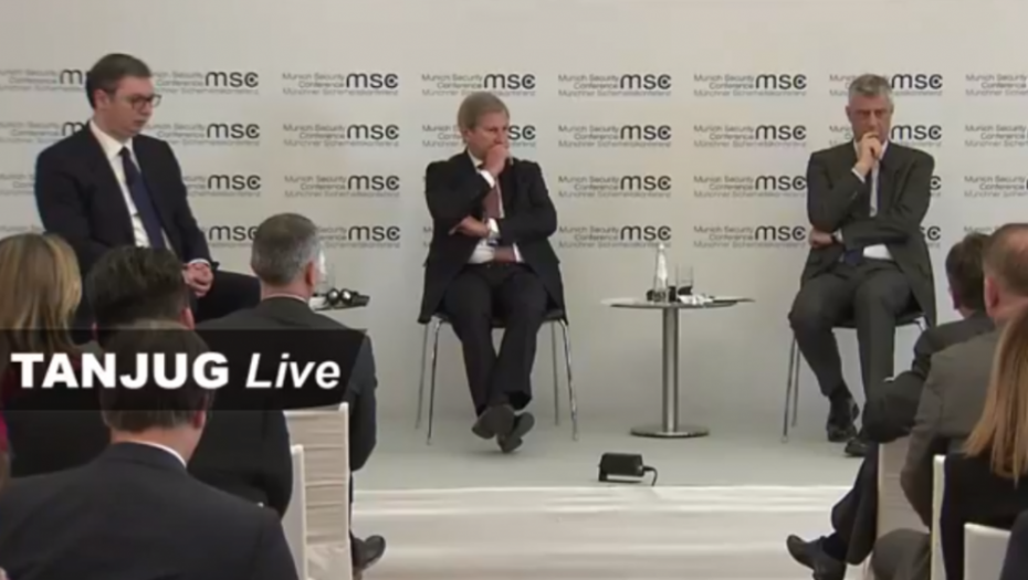 Aleksandar Vučić, Hašim Tači