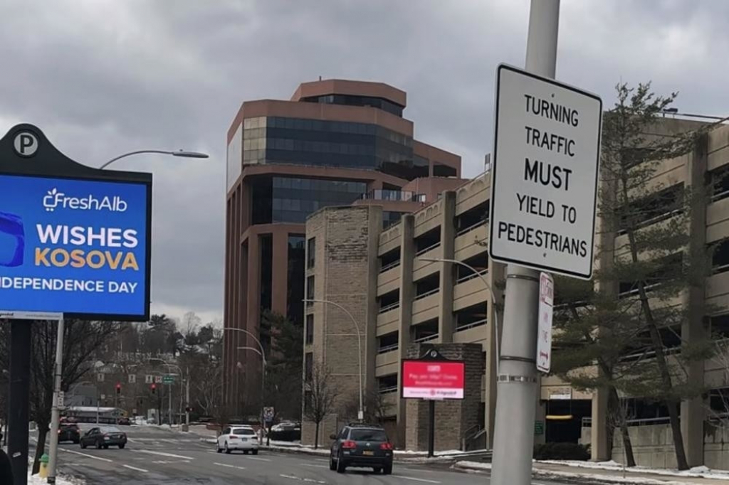 Kosovo, Njujork, lobiranje