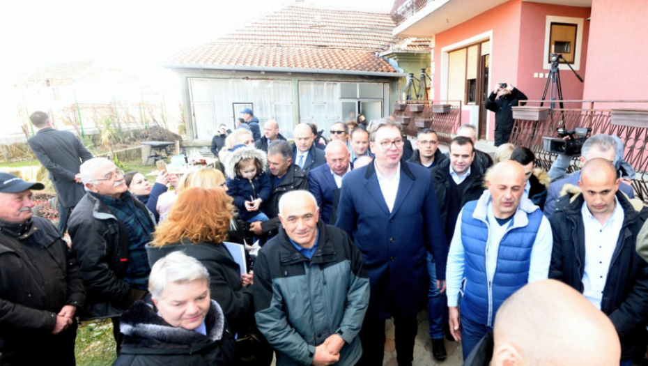 Vučić u poseti vinariji Ćosić u Vitkovu