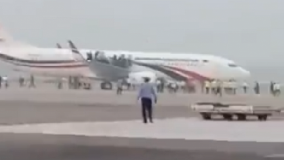 Drama na letu za Dubai