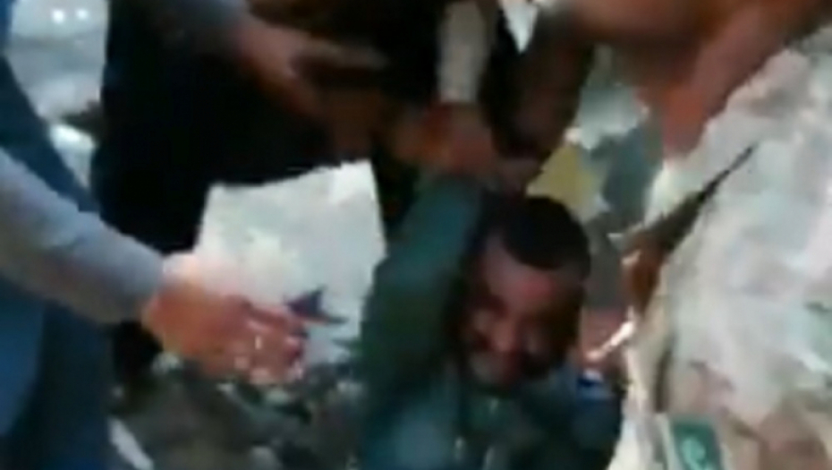 Pakistanci umalo rastrgli indijskog vojnika