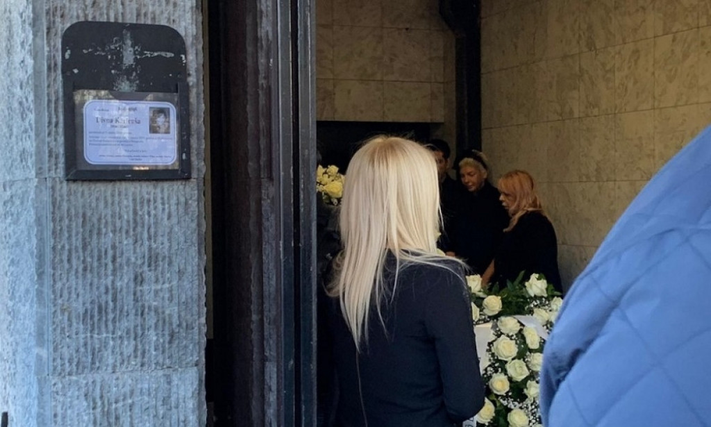 Jelena Karleuša , sahrana