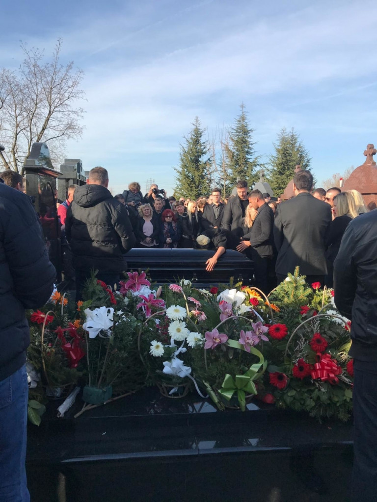 Sahrana Divne Karleu&scaron;e