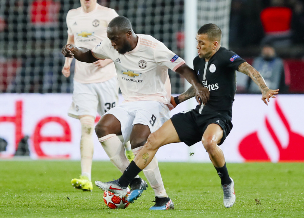 Romelu Lukaku, Dani Alveš