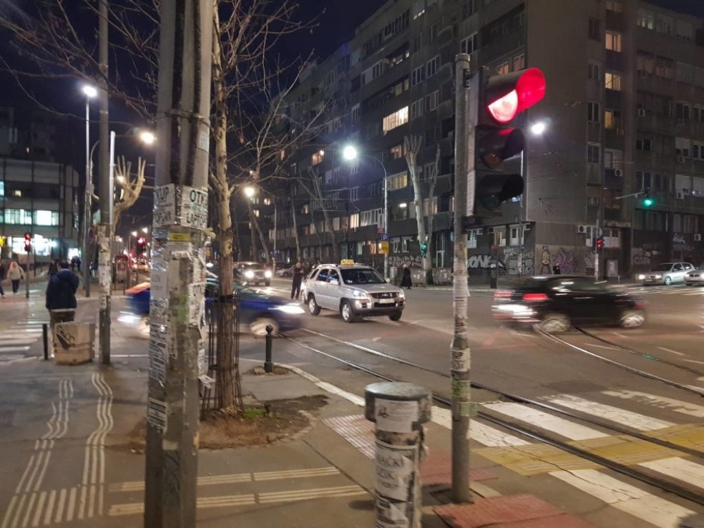 Čukanje na uglu Kraljice Marije i Starine Novaka