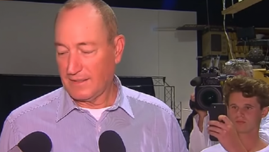 Frejzer Aning, napad na dečaka