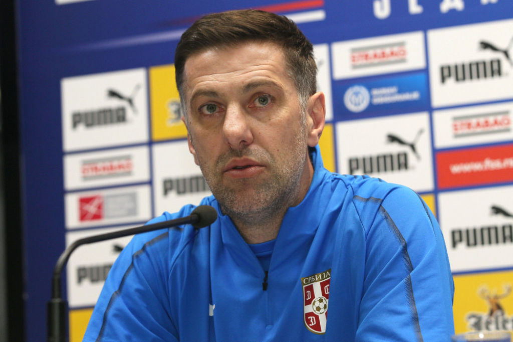 Mladen Krstajić na pres konferenciji