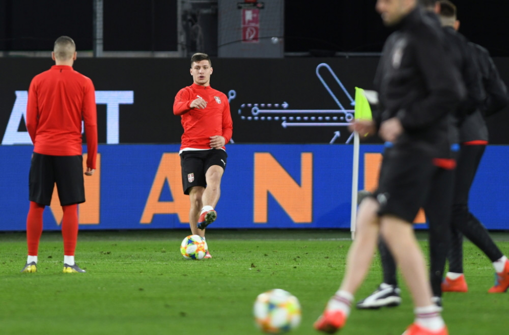 Luka Jović na treningu u Volfsburgu