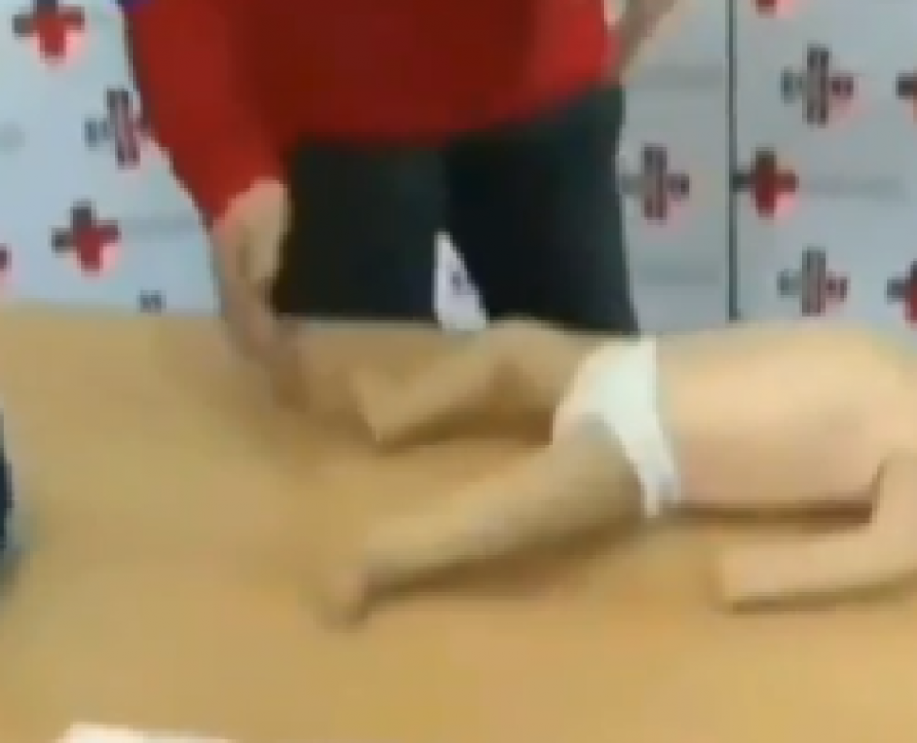 Da li me čujete, bebo