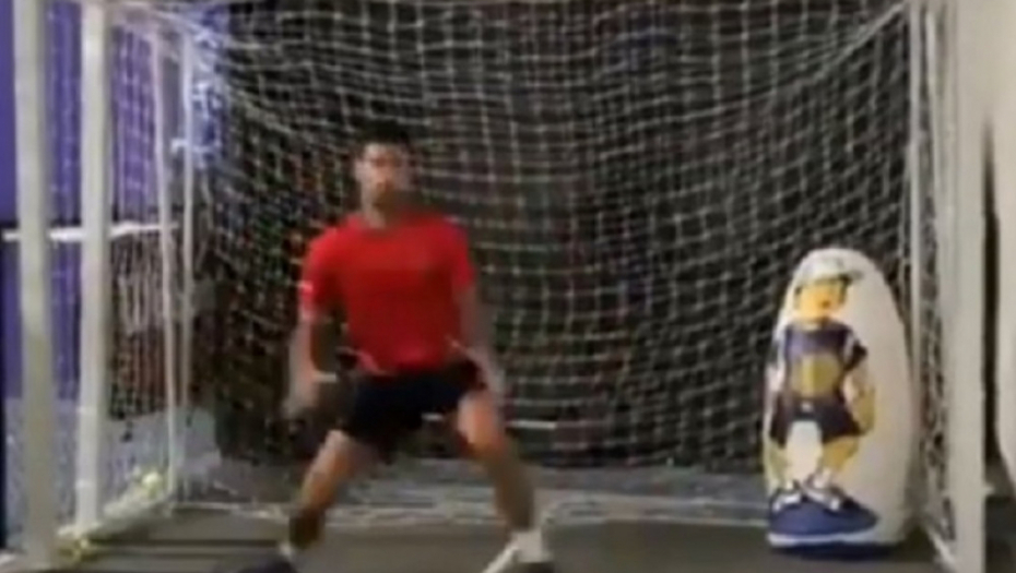 Novak Đoković kao golman