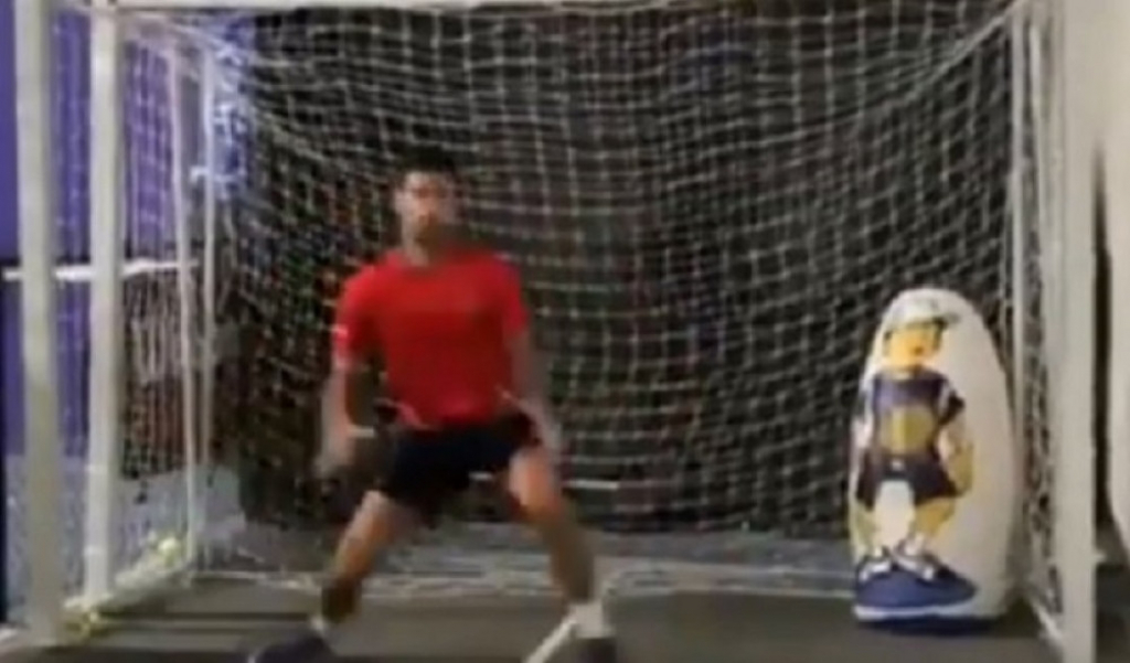 Novak Đoković kao golman