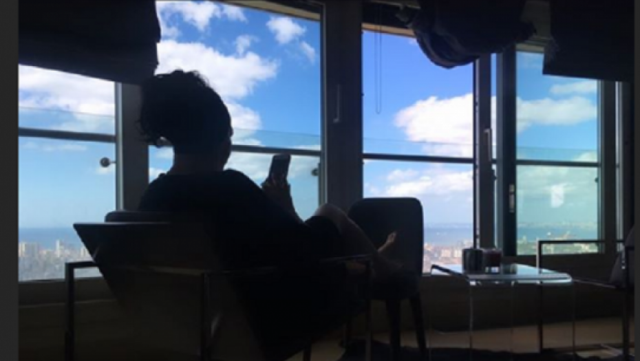 Jelena Karleuša, Divna Karleuša