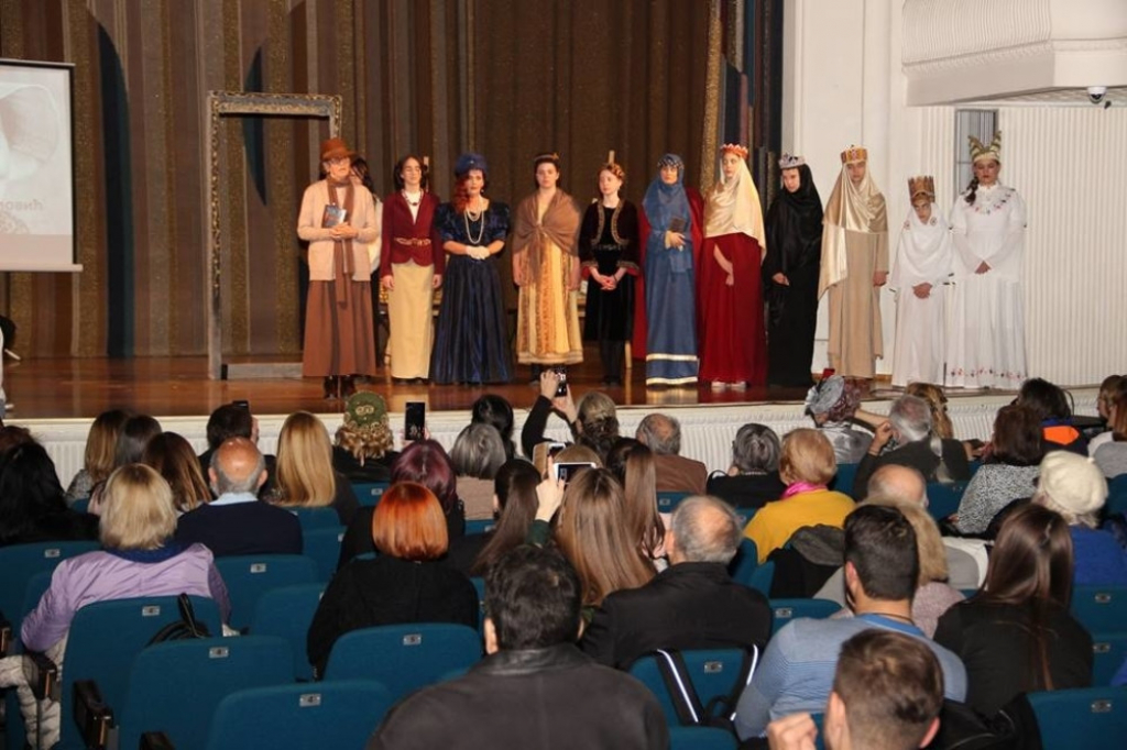 Moćne žene ljubavlju zbore