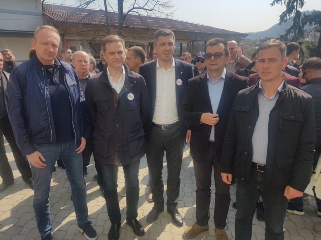 Bo&scaron;ko Obradović sa kolegama iz Saveza za Srbiju