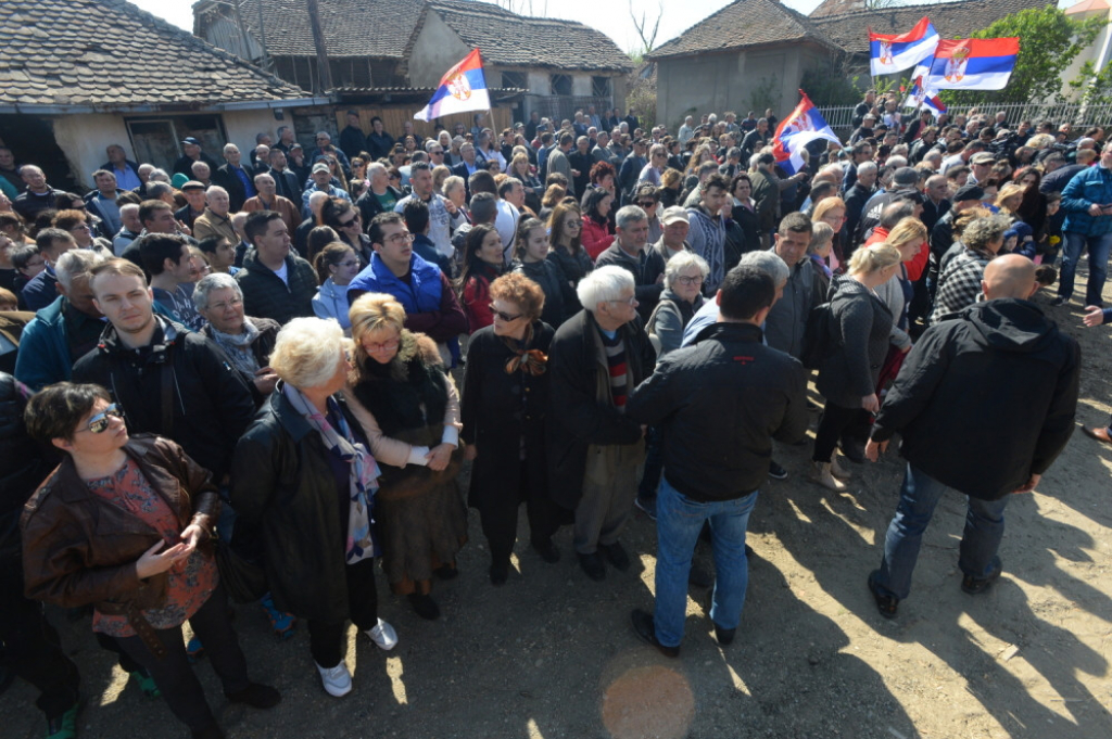 Aleksandar Vučić, Žabari