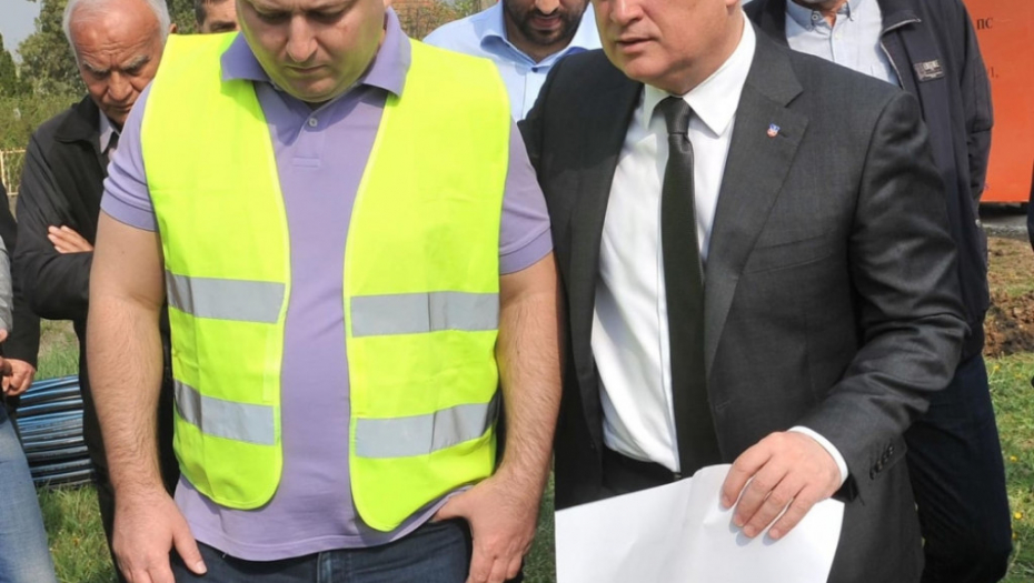 Goran Vesić, kanalizacija, izgradnja, Zvečak, Obrenovac