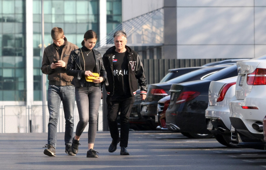 Branislav Lečić sa decom