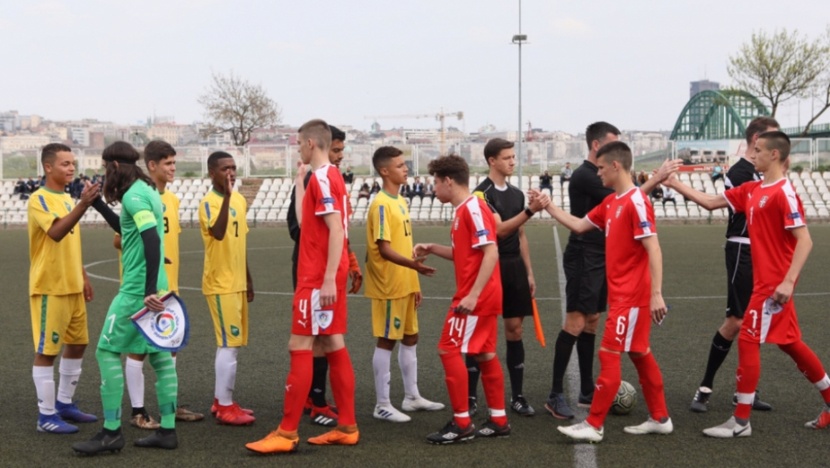 Srbija - Brazil srednja škola