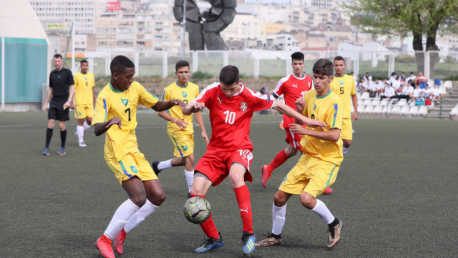 Srbija - Brazil srednja škola