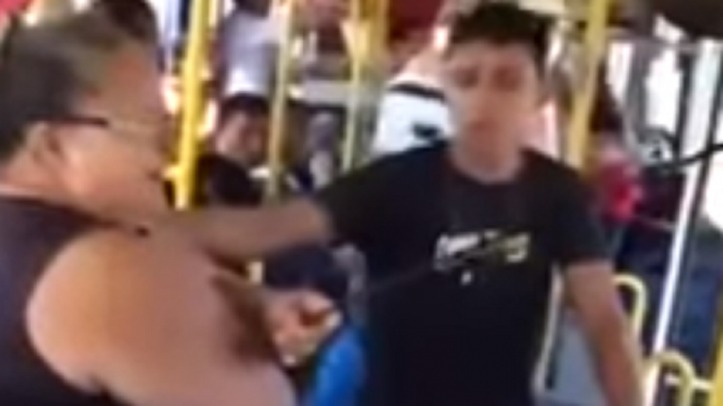 ženu pogodila strela u busu