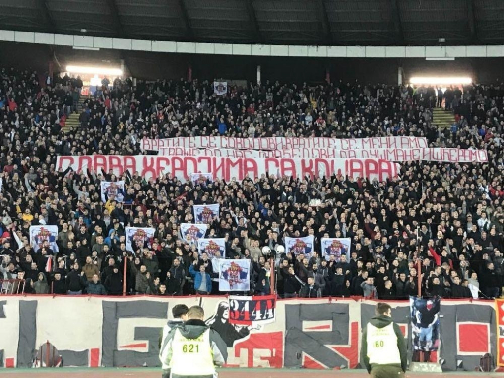 Transparent navijača Crvene zvezde