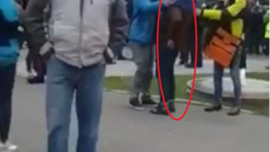 Pijani demonstranti podržavaju Boška i Đilasa