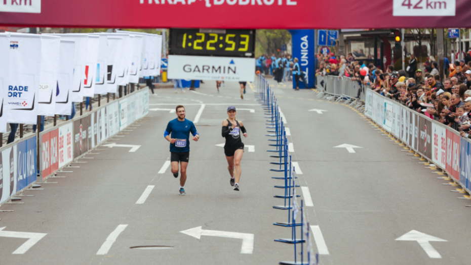 &quot;Adidas Runners Belgrade&quot; tim na Beogradskom maratonu