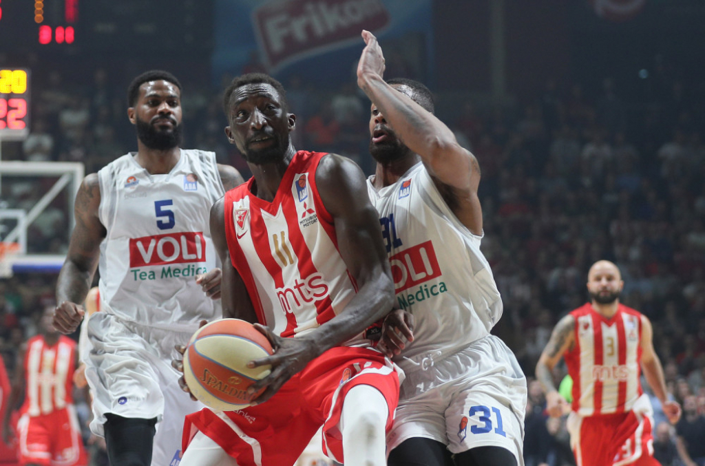 Crvena zvezda - Budućnost, Faje, Čović