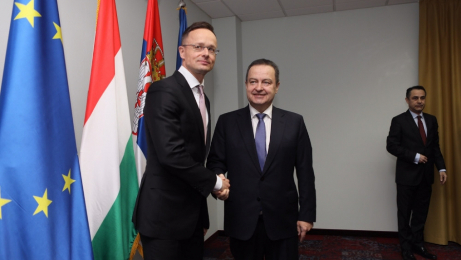 Zajednička sednica srpske i mađarske vlade