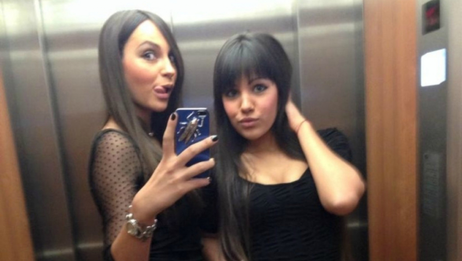 Ružica i Tamara Veljković