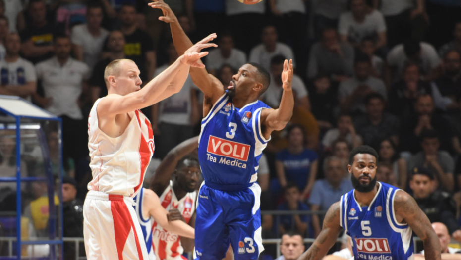 Dejan Davidovac protiv Budućmosti