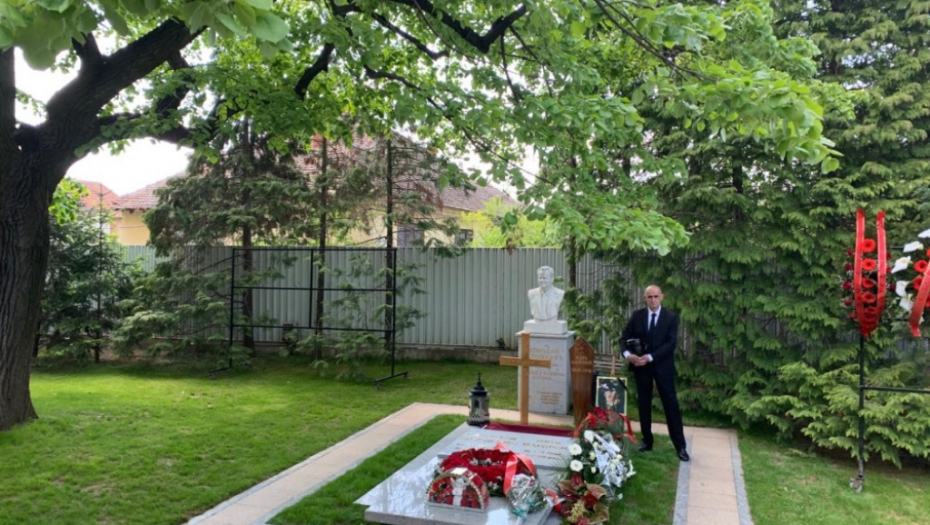 Grob Slobodana Miloševića