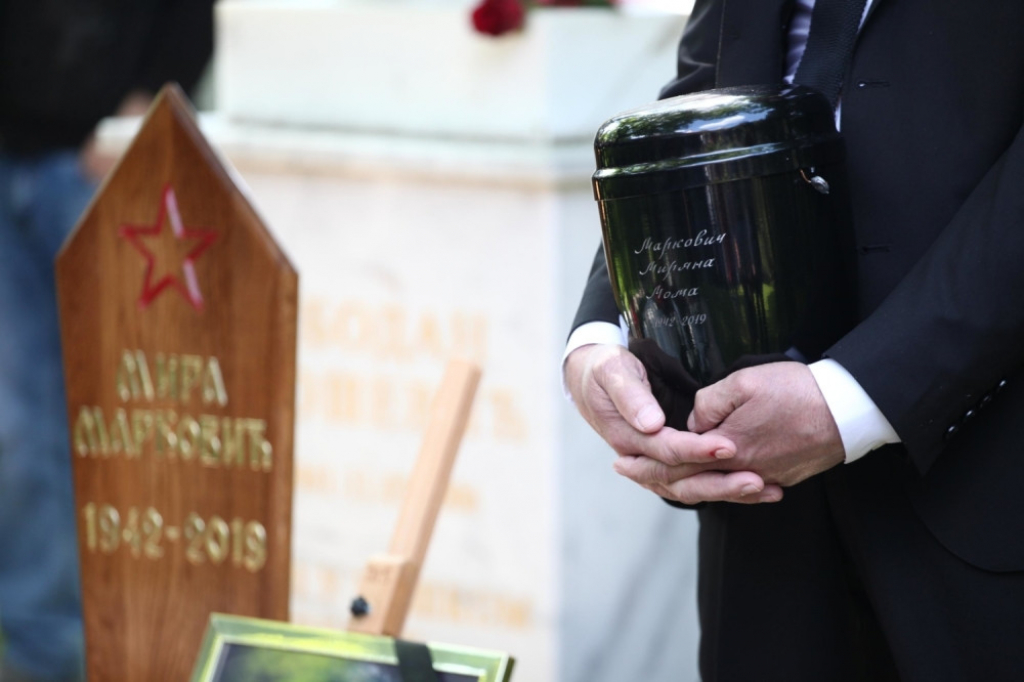 Sahrana, Mira Marković