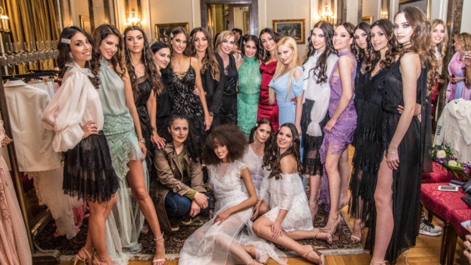 Suzana Perić, revija