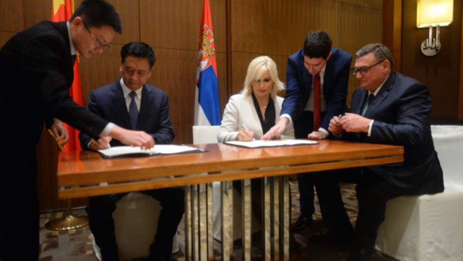 Srpska delegacija u Kini