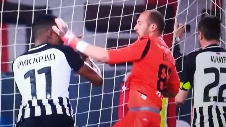 Milan Borjan &quot;u akciji&quot; sa Rikardom