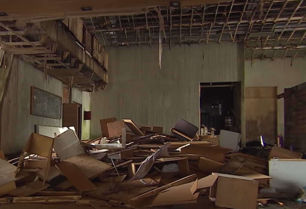 Kumorovac, politička škola