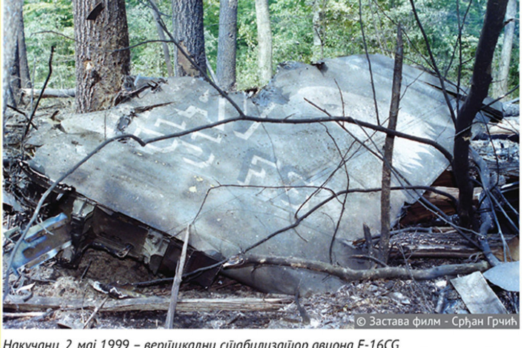 NATO agresija, F-16, obaranje