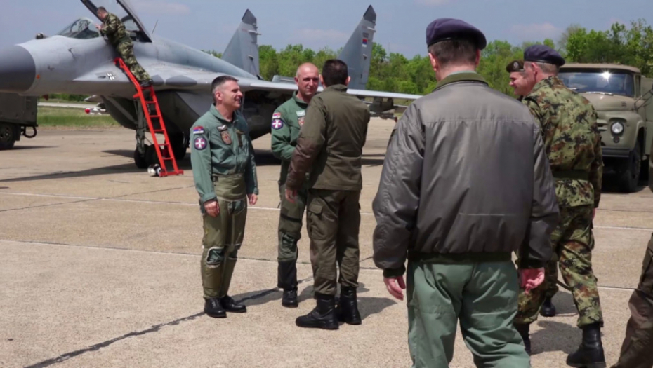 MiG-29, RV i PVO, nebo, čuvanje, aerodrom batajnica