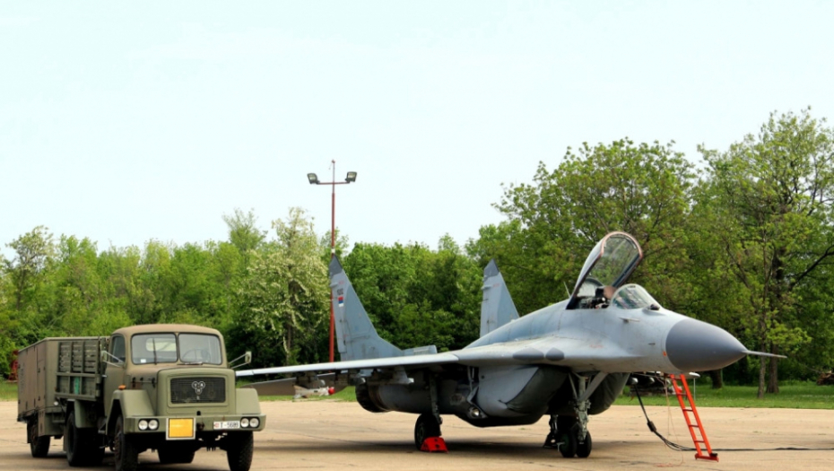 MiG-29, RV i PVO, nebo, čuvanje, aerodrom batajnica