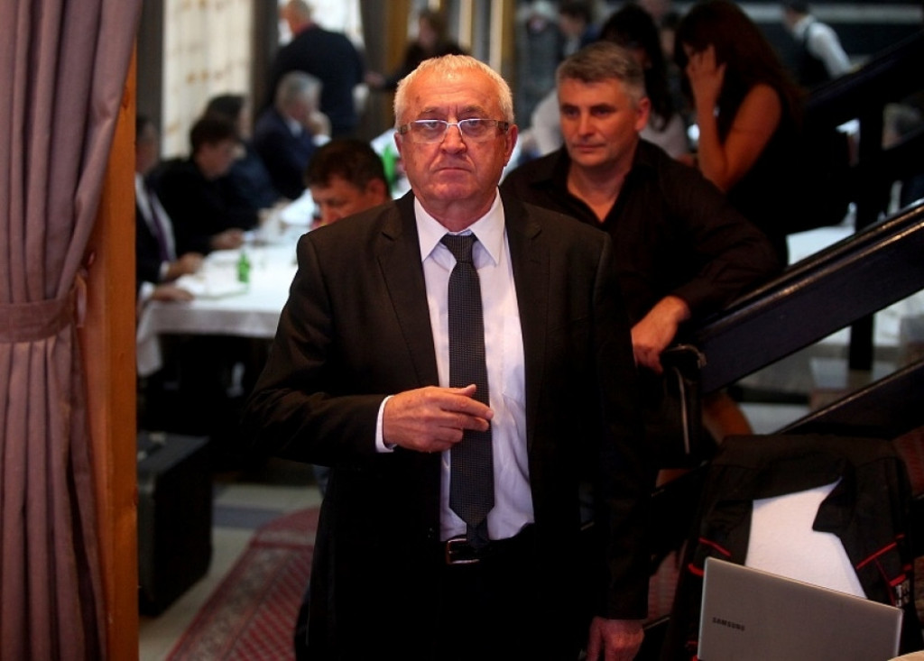 Spevao hit Eri Ojdaniću