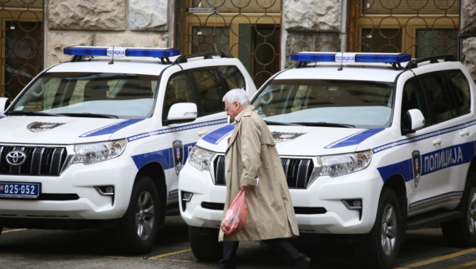 Milojko Pantić izlazi iz policijske stanice