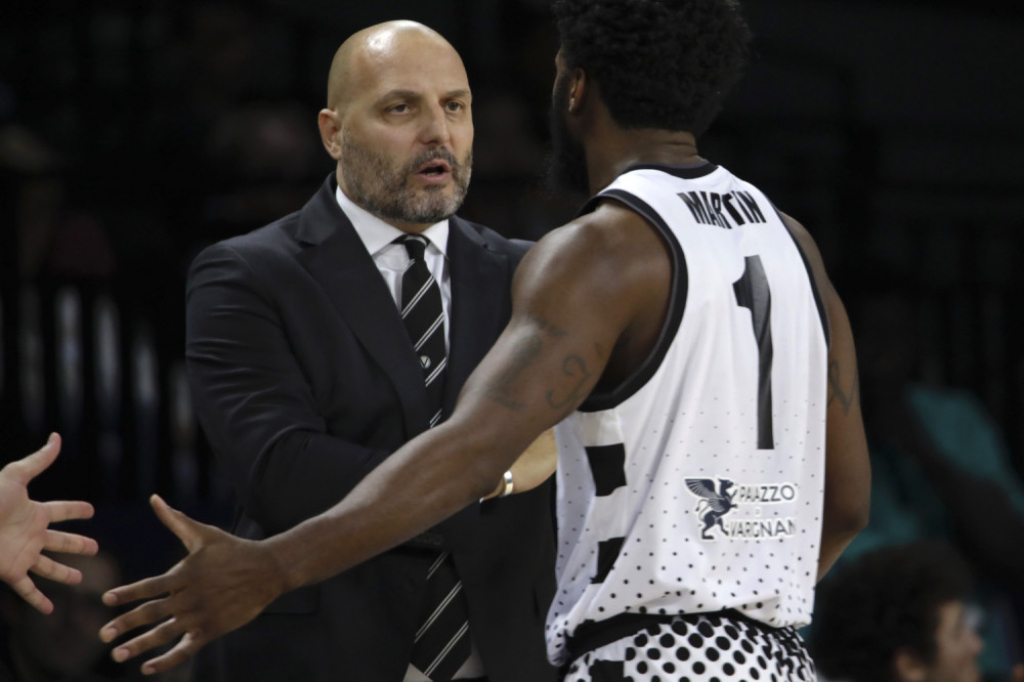 Aleksandar Đorđević trener Virtusa