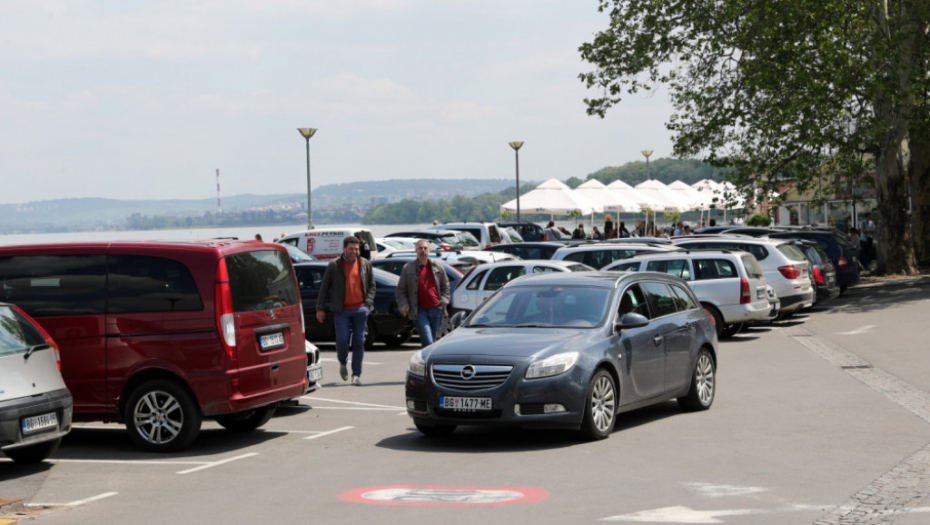 Vozači često ne razmišljaju kome plaćaju parking